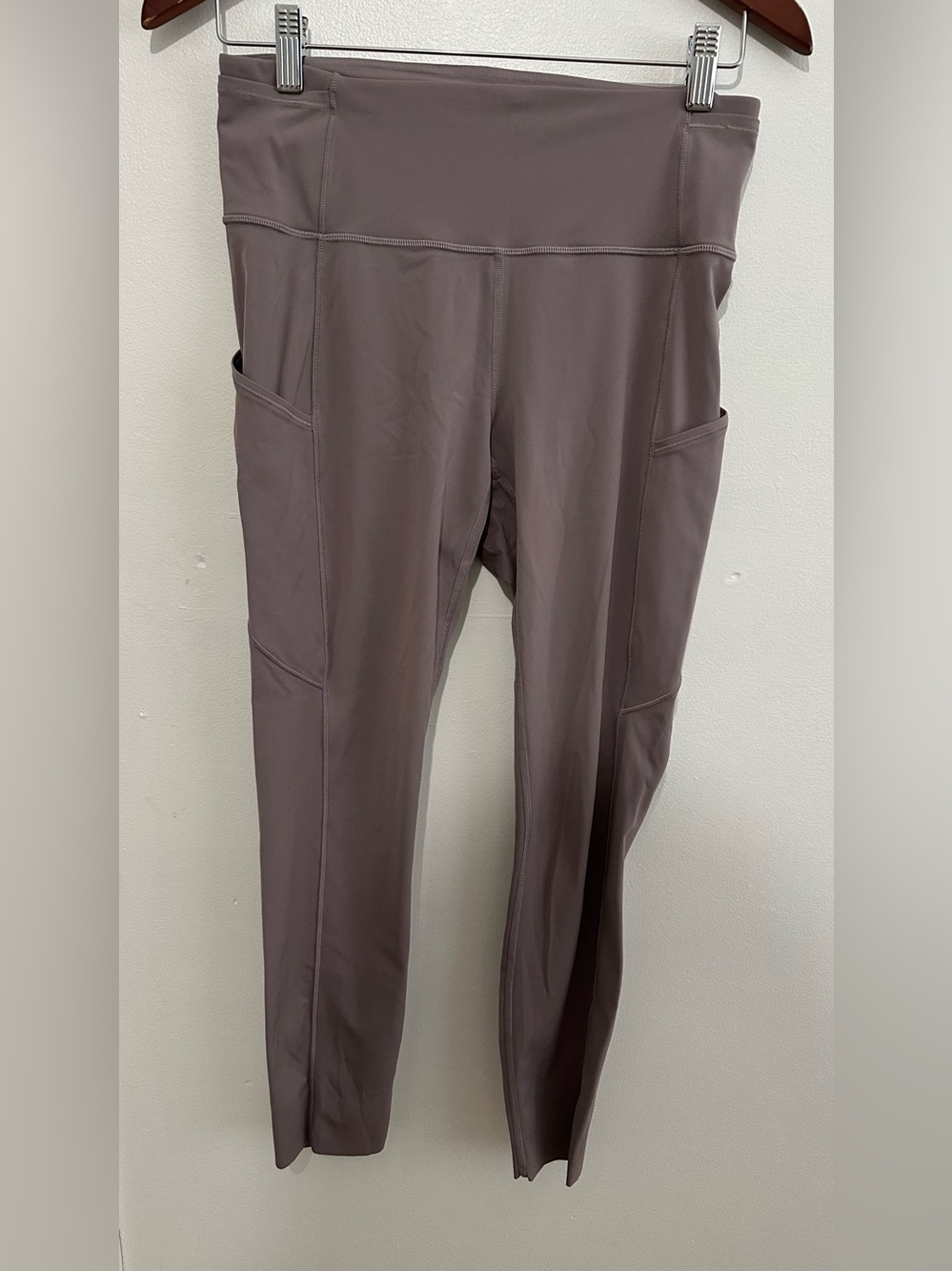 lululemon athletica High-Rise Side-Pocket Leggings in Mauve
